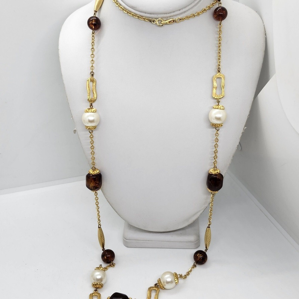 Gold Tone Faux Amber‎ And Pearl Necklace